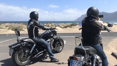 Genieße eine Inselrundfahrt auf einer Harley Davidson mit BikerTours-Lanzarote